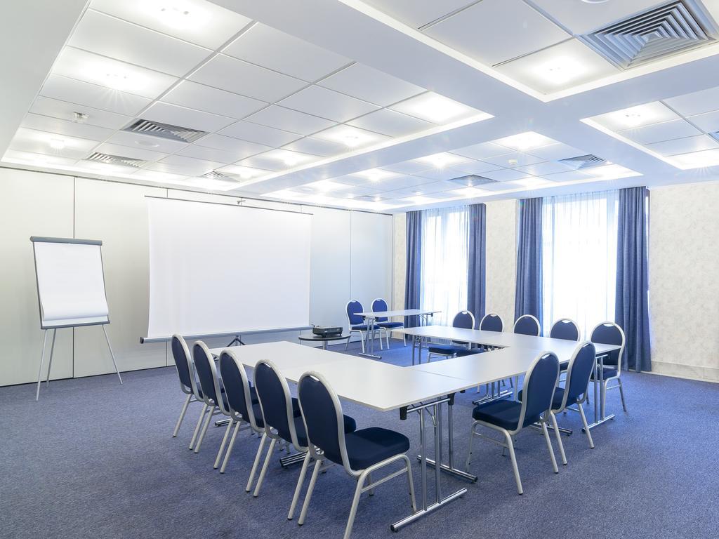 Continental Forum Σίμπιου Εξωτερικό φωτογραφία